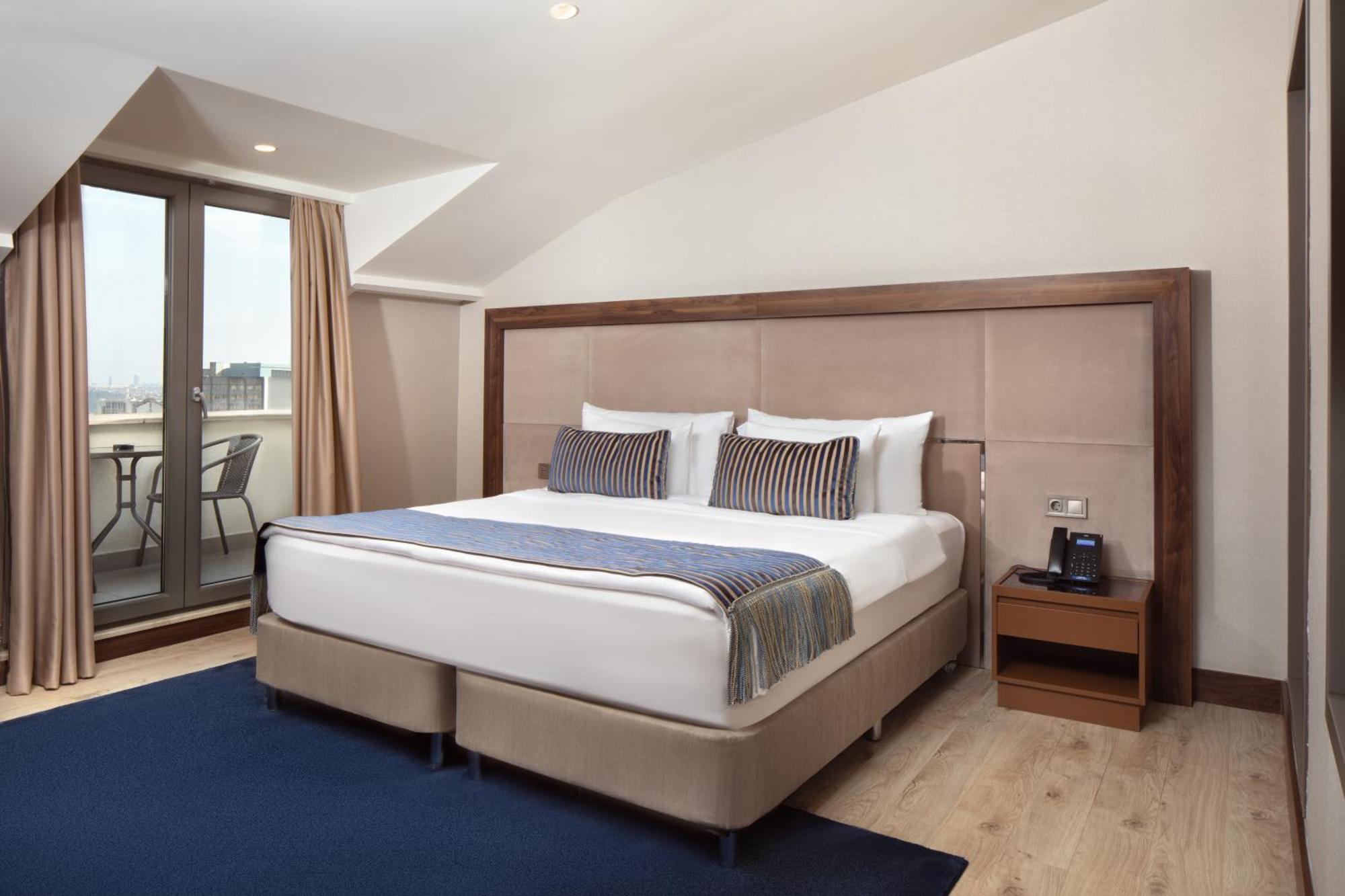 Tryp By Wyndham Istanbul Sisli Hotel Exterior foto